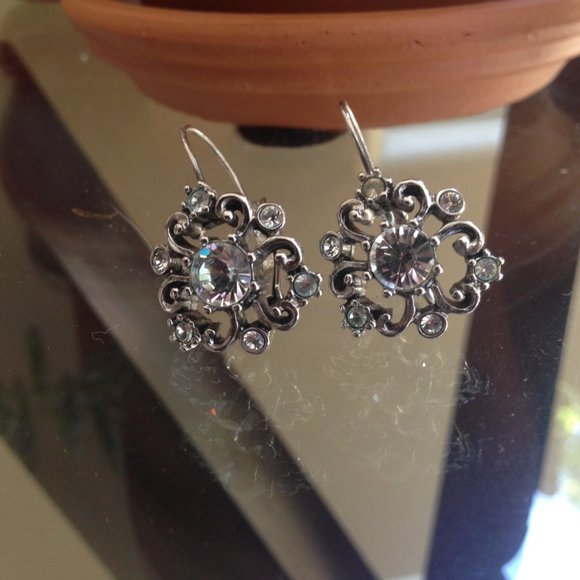 Silver dangle cluster leverback earrings - Picture 1 of 3